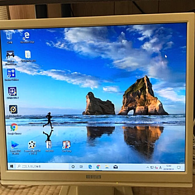 IODATA(アイオーデータ)のPCモニター  17インチ lcd-a173kw スマホ/家電/カメラのPC/タブレット(ディスプレイ)の商品写真