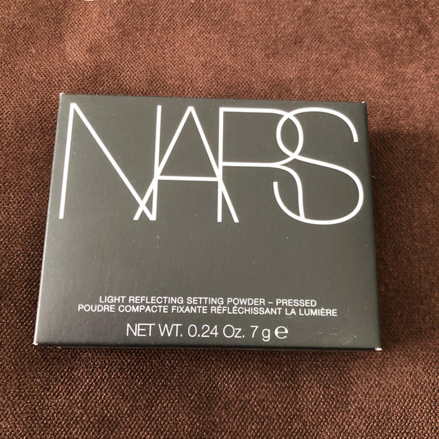 NARS(ナーズ)のNARS ライトリフレクティングセッティングパウダー プレスト コスメ/美容のベースメイク/化粧品(フェイスパウダー)の商品写真