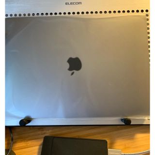 マック(MAC)のMacBook Pro 13 inch 2018 256gb 8GBメモリ(ノートPC)