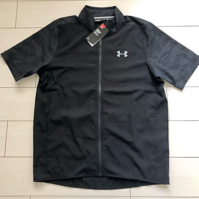 UNDER ARMOUR(アンダーアーマー)の￥7,560アンダーアーマー☆迷彩ウインドジャケット【XL】    メンズのジャケット/アウター(その他)の商品写真