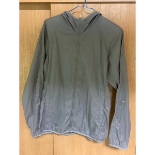 ユニクロ(UNIQLO)のユニクロ ナイロンパーカー XL レディース(ナイロンジャケット)