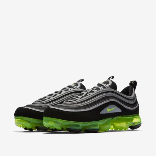 NIKE(ナイキ)のナイキ ヴェイパーマックス97 イエローグラデ メンズの靴/シューズ(スニーカー)の商品写真