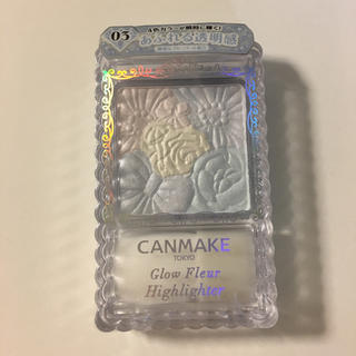 キャンメイク(CANMAKE)のキャンメイク グロウフルールハイライター03 新品未使用未開封(フェイスカラー)