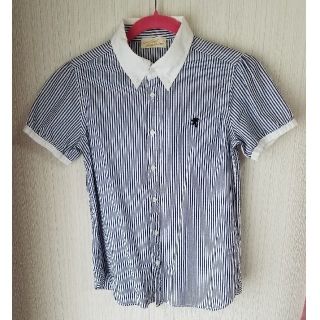 ダブルクローゼット(w closet)のw closet　シャツ　ストライプ(シャツ/ブラウス(半袖/袖なし))