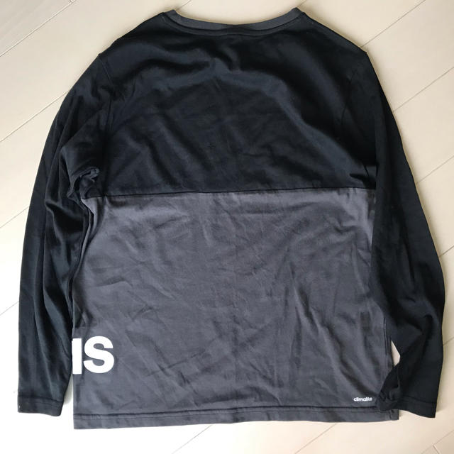 adidas(アディダス)の【美品】adidas アディダス ビッグロゴ！長袖Tシャツ ロンT 160 キッズ/ベビー/マタニティのキッズ服男の子用(90cm~)(Tシャツ/カットソー)の商品写真