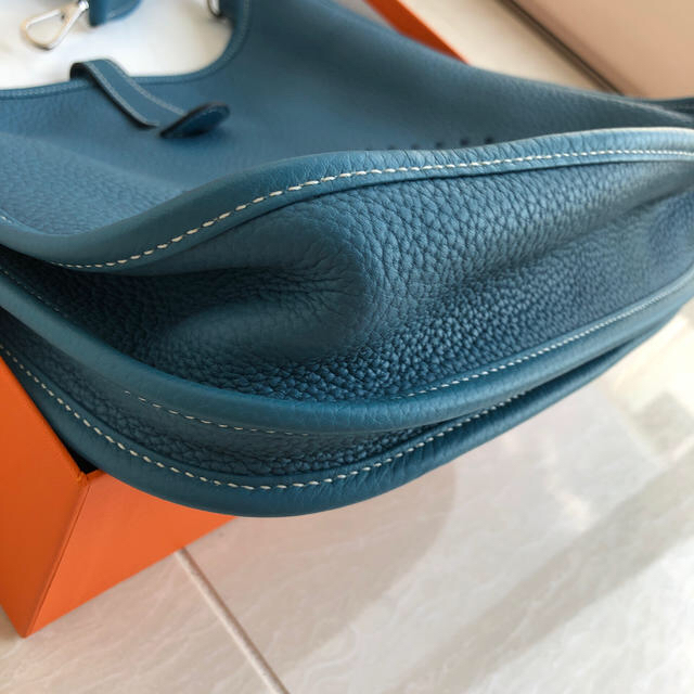Hermes(エルメス)の☆HERMES 未使用 エブリン☆ブルージーン レディースのバッグ(ショルダーバッグ)の商品写真