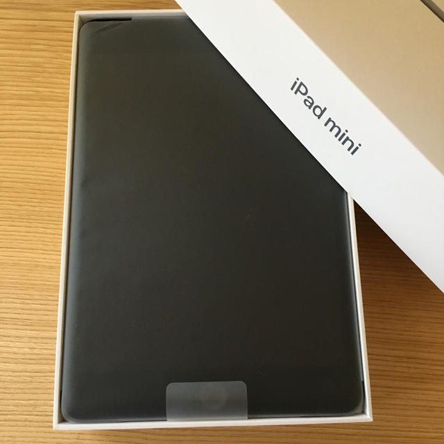 タブレット新品 iPad mini 5世代  64gb  おまけ付き