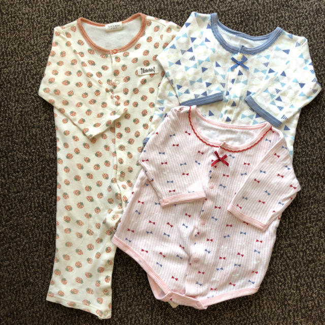 babyGAP(ベビーギャップ)のノーザンコーカサス様専用ページ キッズ/ベビー/マタニティのベビー服(~85cm)(ロンパース)の商品写真