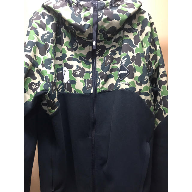 ジャケット/アウターA Bathing Ape x FCRB Ventilation Hoodie