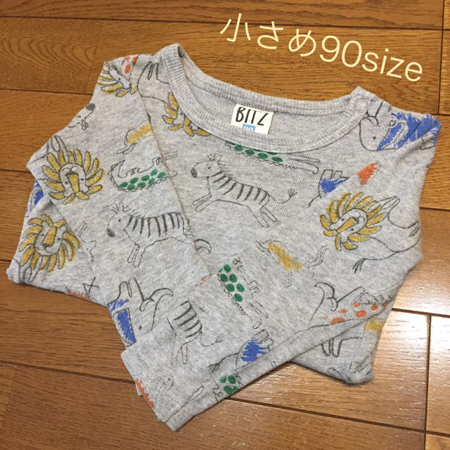 Bit'z(ビッツ)のBit’z 動物いっぱい長袖☆ キッズ/ベビー/マタニティのキッズ服男の子用(90cm~)(Tシャツ/カットソー)の商品写真