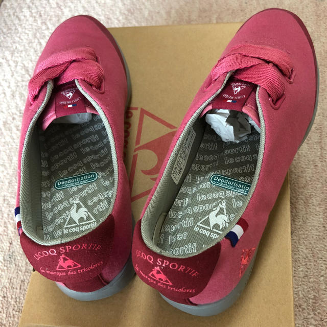 Le Coq Sportif 新品 フランスブランド Le Coq Sportif スニーカー 22 5の通販 By Berg ルコックスポルティフならラクマ Le Coq Sportif 新品 フランスブランド Le Coq Sportif スニーカー 22 5の通販 By Berg ルコックスポルティフならラクマ
