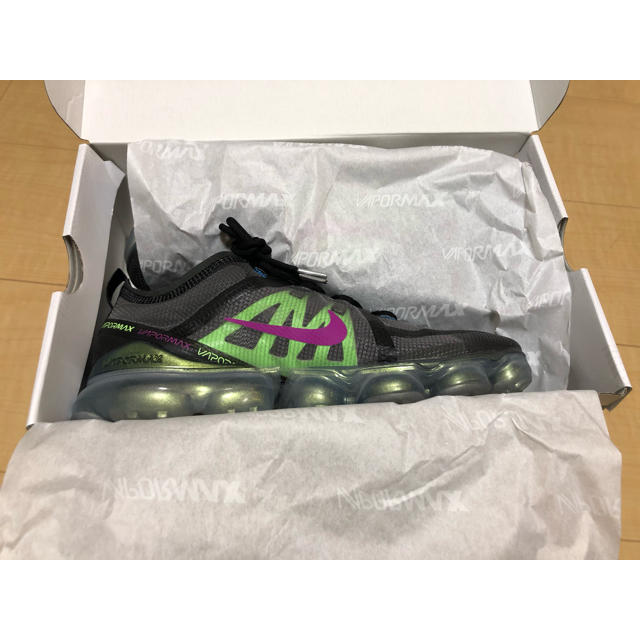 NIKE(ナイキ)のNIKE AIR VAPORMAX2019 PRM メンズの靴/シューズ(スニーカー)の商品写真