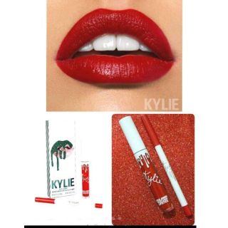 カイリーコスメティックス(Kylie Cosmetics)のカイリーコスメティック 最も美しいレッド！限定リップキット！正規品(リップグロス)