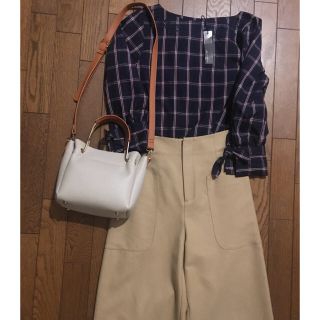 ザラ(ZARA)の新品タグ付き！チェックブラウス☆トップス☆(シャツ/ブラウス(長袖/七分))