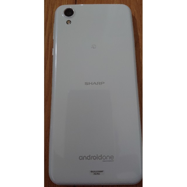 美品ワイモバイルandroidone X4ホワイト判定◯アンドロイド9.0スマートフォン/携帯電話