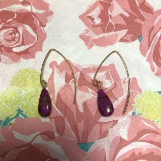 ピアス(ピアス)