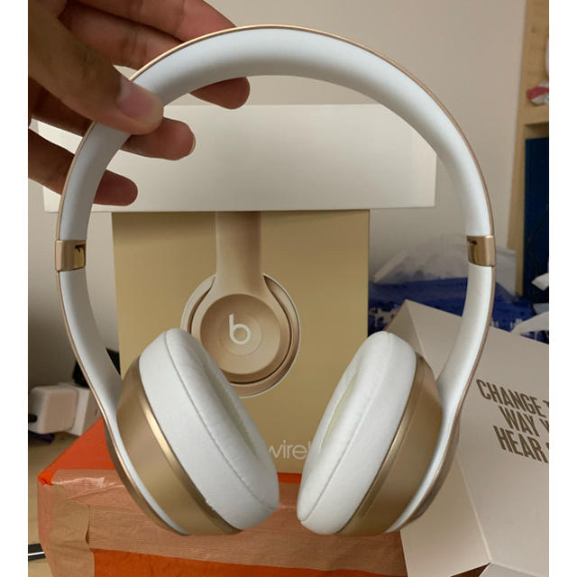 Beats by Dr Dre(ビーツバイドクタードレ)のbeatssolo2 wireless スマホ/家電/カメラのオーディオ機器(ヘッドフォン/イヤフォン)の商品写真