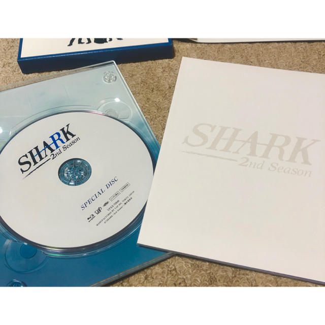 ジャニーズWEST(ジャニーズウエスト)のSHARK〜2nd Season〜 Blu-ray豪華版 初回 エンタメ/ホビーのDVD/ブルーレイ(TVドラマ)の商品写真