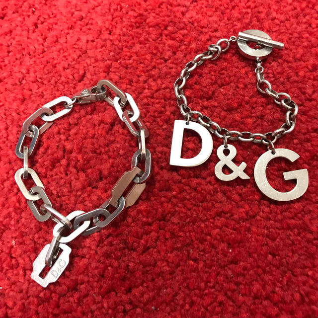 D&G(ディーアンドジー)のD＆G ブレスレット2点セット メンズのアクセサリー(ブレスレット)の商品写真