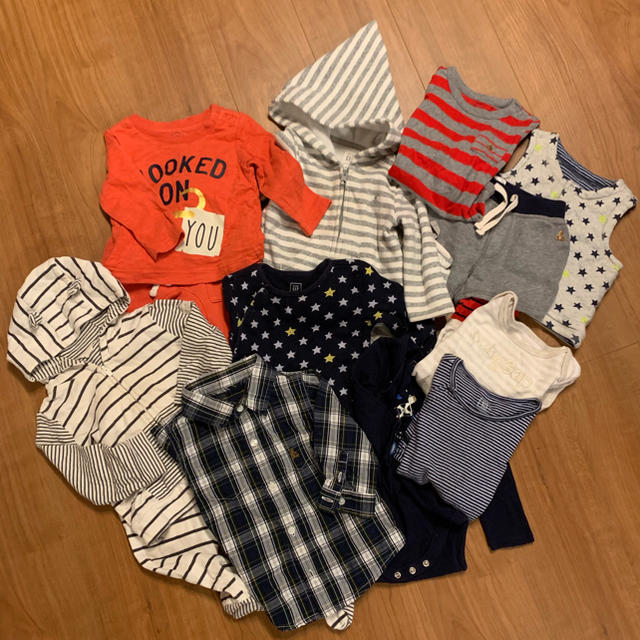 babyGAP(ベビーギャップ)のbabyGAP 70〜80サイズ まとめ売り キッズ/ベビー/マタニティのベビー服(~85cm)(ロンパース)の商品写真