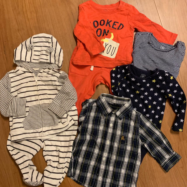 babyGAP(ベビーギャップ)のbabyGAP 70〜80サイズ まとめ売り キッズ/ベビー/マタニティのベビー服(~85cm)(ロンパース)の商品写真