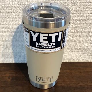 【新品】YETI RAMBLER ランブラー タンブラー　20oz サンドカラー(食器)