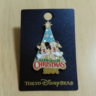 ディズニー(Disney)のディズニーリゾート　ピンバッジ　ディズニークリスマス2004　ディズニーシー(バッジ/ピンバッジ)