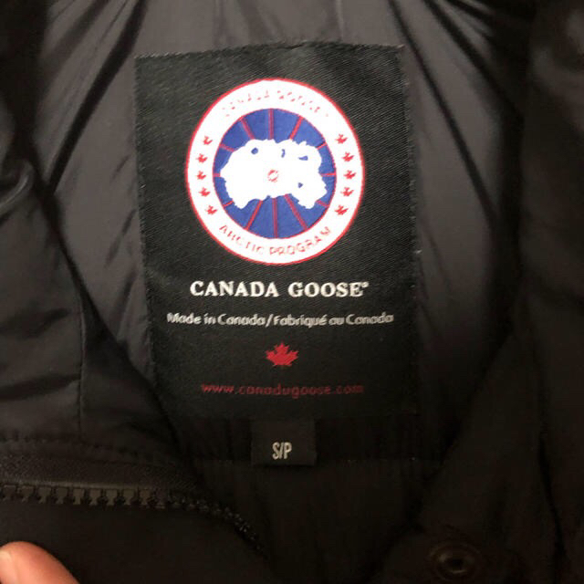 CANADA GOOSE(カナダグース)の【7日間だけ値下げ！！10／25まで】男女兼用 カナダグース ダウンベスト メンズのジャケット/アウター(ダウンベスト)の商品写真