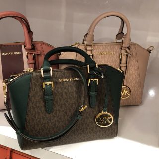 Michael Kors - 長財布ok! 秋の新作 マイケルコース Ciara ミニサイズ ...