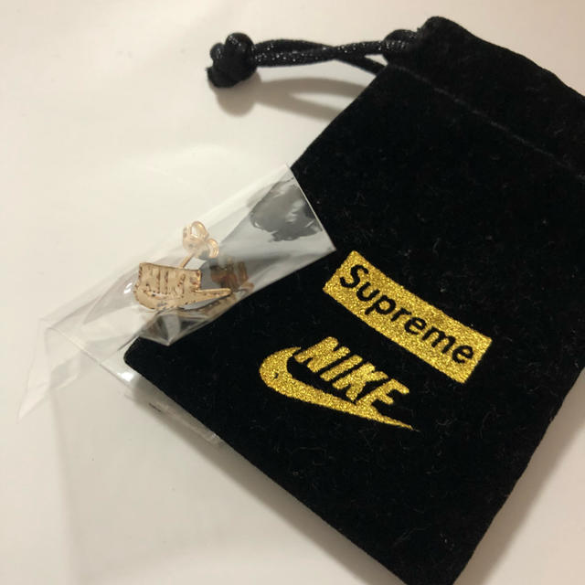 Supreme - Supreme × Nike ピアス (片耳)の通販 by しょこ