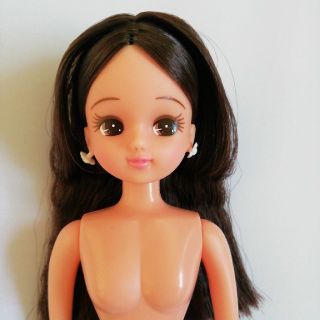 タカラトミー(Takara Tomy)のリカちゃん★カジュアルコレクション2★リカちゃんキャッスル★黒髪健康肌★中古美品(ぬいぐるみ/人形)