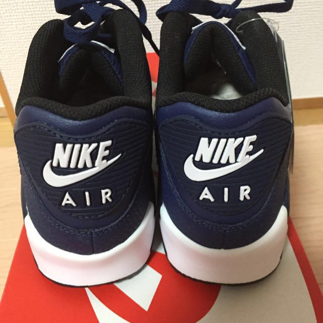 NIKE(ナイキ)の希少 AIR MAX 90 ネイビー レディースの靴/シューズ(スニーカー)の商品写真