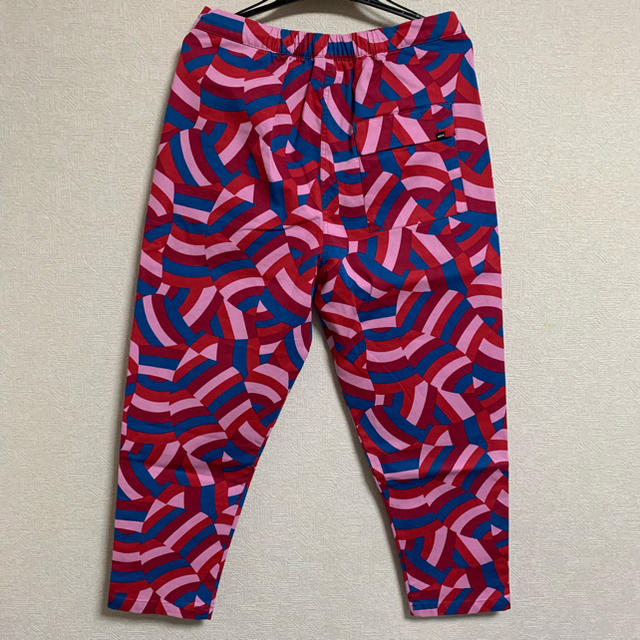 NIKE(ナイキ)のNIKE SB PARRA AS M NK SB PANT 新品未使用 S メンズのパンツ(ワークパンツ/カーゴパンツ)の商品写真