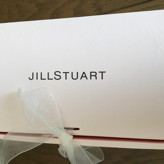 JILLSTUART(ジルスチュアート)のシャンプー トリートメントセット 16日まで コスメ/美容のヘアケア/スタイリング(シャンプー)の商品写真