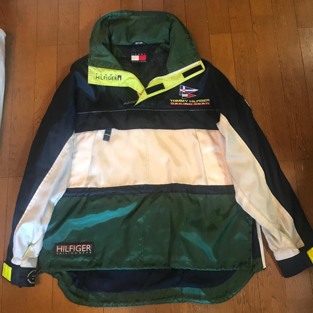 TOMMY HILFIGER(トミーヒルフィガー)の最終値下げ tommy hilfiger sailing gear オマケ付き  メンズのジャケット/アウター(ナイロンジャケット)の商品写真