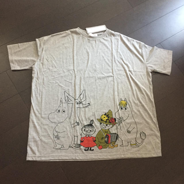 Little Me(リトルミー)の送料込新品★MOOMIN ムーミン  オーバーサイズTシャツ レディースのトップス(Tシャツ(半袖/袖なし))の商品写真