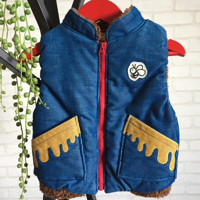 mou jon jon(ムージョンジョン)のダウンベスト ブルー 90 キッズ  キッズ/ベビー/マタニティのキッズ服男の子用(90cm~)(ジャケット/上着)の商品写真