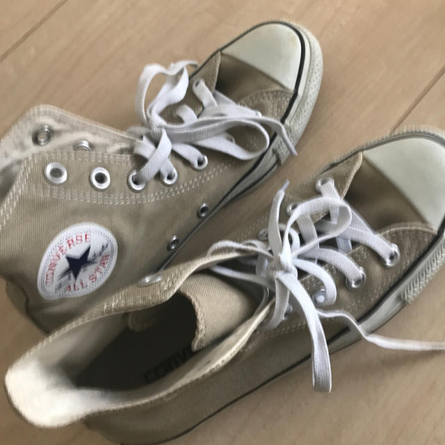 CONVERSE(コンバース)のコンバース ハイカット ベージュ 24cm レディースの靴/シューズ(スニーカー)の商品写真