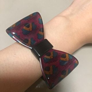 マークバイマークジェイコブス(MARC BY MARC JACOBS)のMARC BY MARC JACOBS リボン バングル(ブレスレット/バングル)