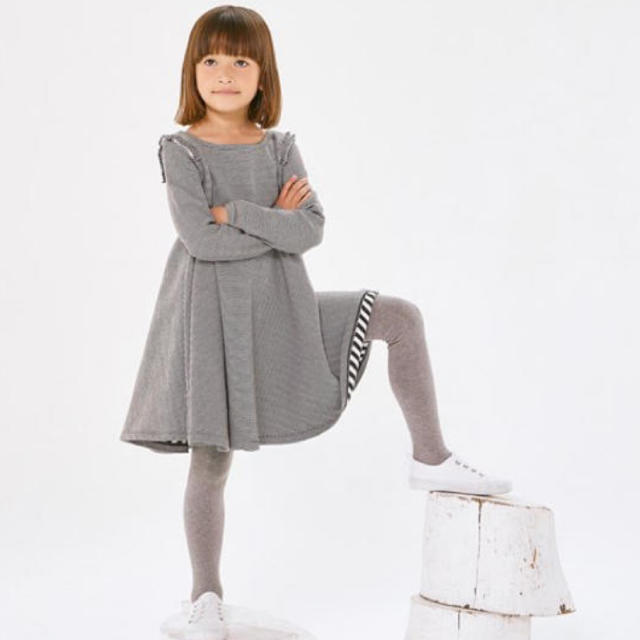 PETIT BATEAU(プチバトー)のプチバトー 18AW ミラレフレアワンピース 4a キッズ/ベビー/マタニティのキッズ服女の子用(90cm~)(ワンピース)の商品写真