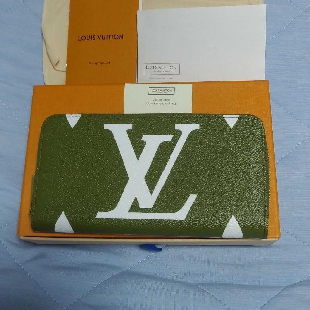 売れ筋がひ新作！ LOUIS VUITTON ジャイアントモノグラム ジッピー