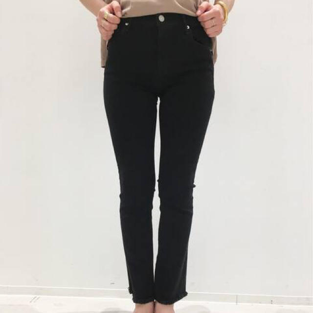 アパルトモン Black skinny