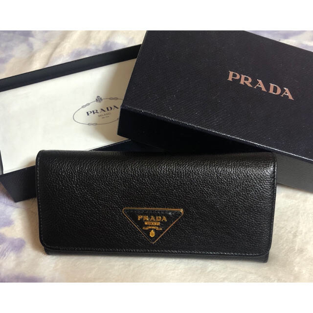 Prada 長財布 三角ロゴプレート  Glace'calf