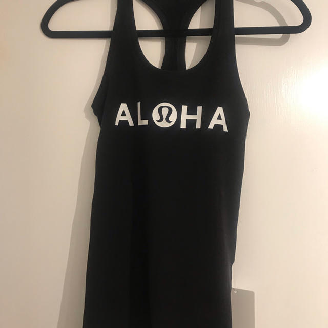 lululemon(ルルレモン)のルルレモン  ハワイ限定  ALOHAcooll racerback スポーツ/アウトドアのトレーニング/エクササイズ(ヨガ)の商品写真