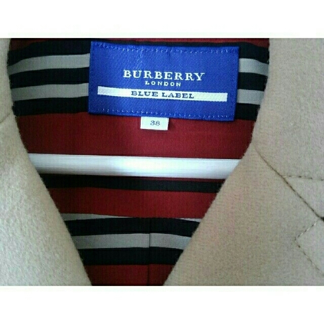 BURBERRY BLUE LABEL(バーバリーブルーレーベル)のバーバリーブルーレーベル  コート レディースのジャケット/アウター(ピーコート)の商品写真