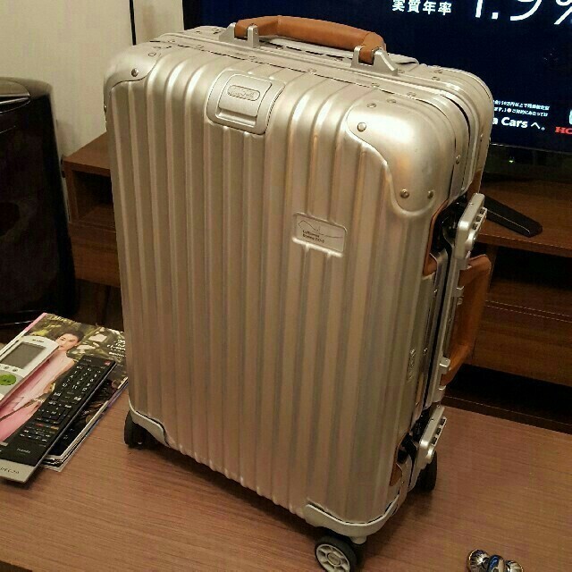 RIMOWA - RIMOWA×ルフトハンザ ボーイング747-8 32L 4輪 機内持込可能！の通販 by /雪絵/'s shop｜リモワならラクマ