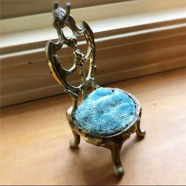 フランス アンティーク 小物 椅子 置物 コレクターの通販 by ピンク 