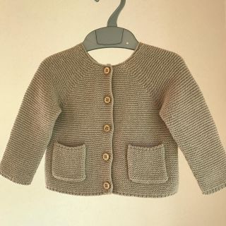 ザラキッズ(ZARA KIDS)のzara mimi♡ ザラ ニット カーディガン ベージュ 6-9m 74cm(カーディガン/ボレロ)