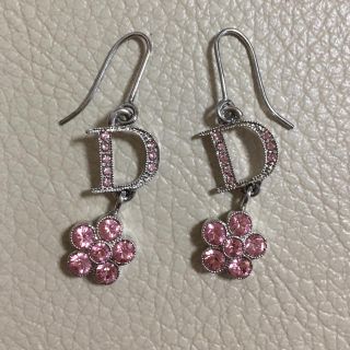 Christian Dior   DIOR フラワーピアス の通販 by ko ｜クリスチャン