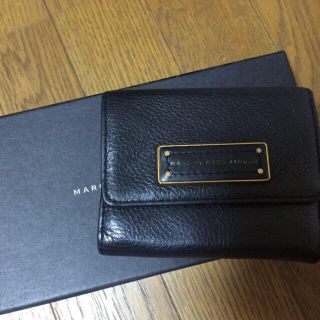 マークバイマークジェイコブス(MARC BY MARC JACOBS)の二つ折り財布 黒(財布)